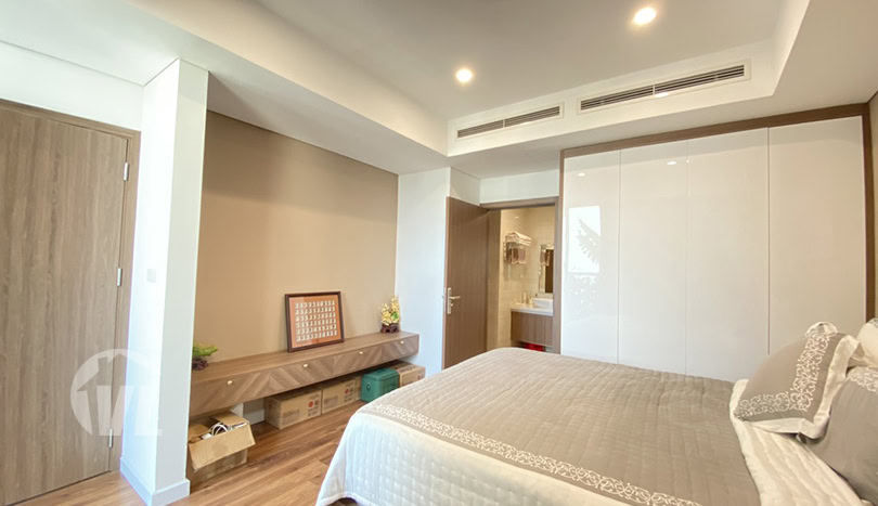 Beautiful 2 bedroom apartment to rent in Hoan Kiem Pacific Place