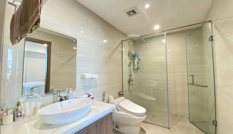 Beautiful 2 bedroom apartment to rent in Hoan Kiem Pacific Place