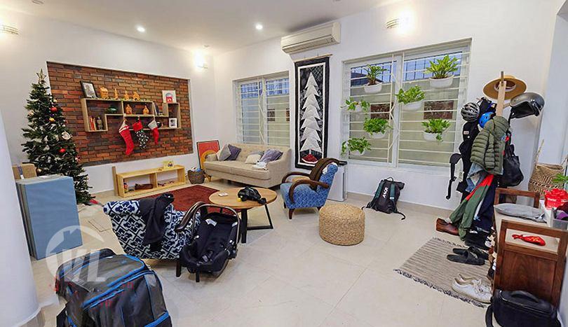 Cosy 4 beds house with yard in Tay Ho district