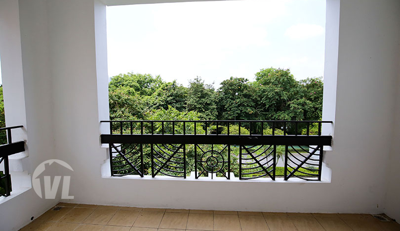 Renovated 5 bedrooms house for lease in Ciputra Hanoi