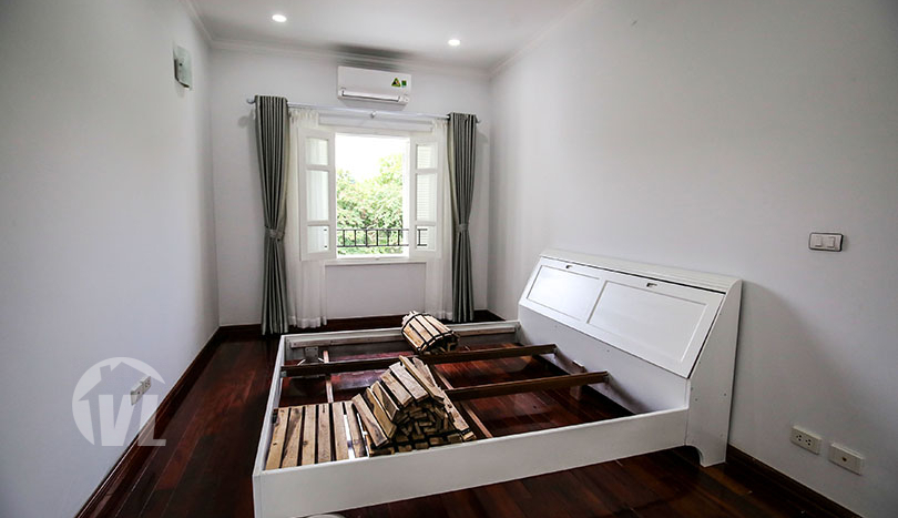 Renovated 5 bedrooms house for lease in Ciputra Hanoi