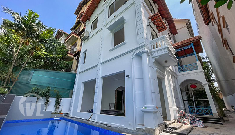 Renovated swimming pool house for rent in Tay Ho district