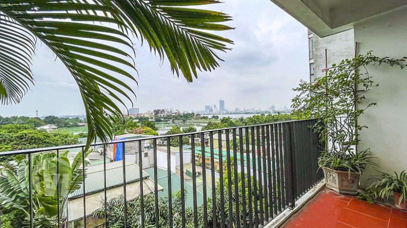 Spacious 3 bedrooms apartment with West Lake view in Tay Ho