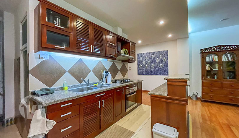 Furnished 3 bedrooms apartment for rent in Truc Bach area