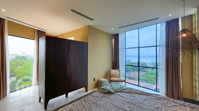 Amazing penthouse with private swimming pool in Tay Ho