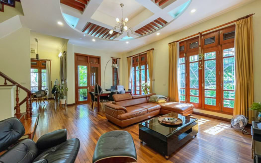 Bright 5 bed partly furnished house to rent in Tay Ho