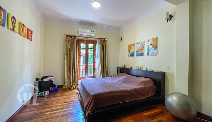 Bright 5 bed partly furnished house to rent in Tay Ho