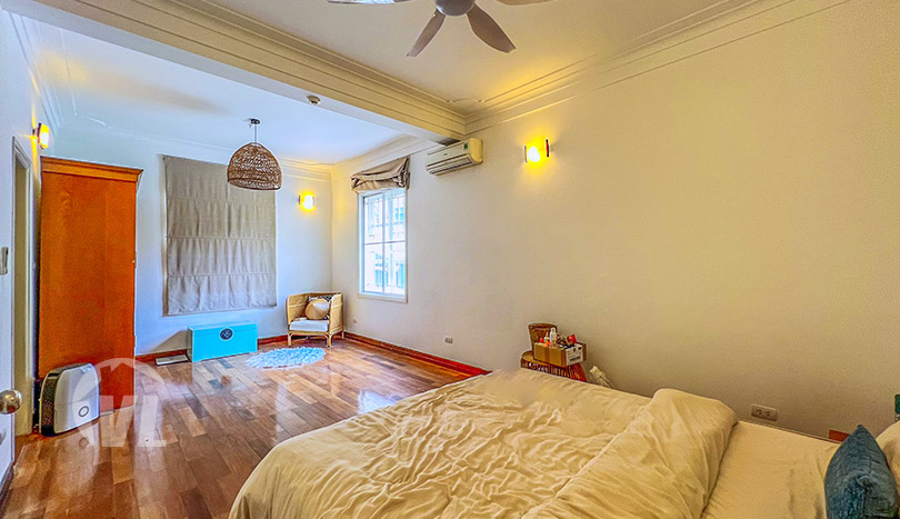 Furnished house to rent on To Ngoc Van 5 beds 3 baths