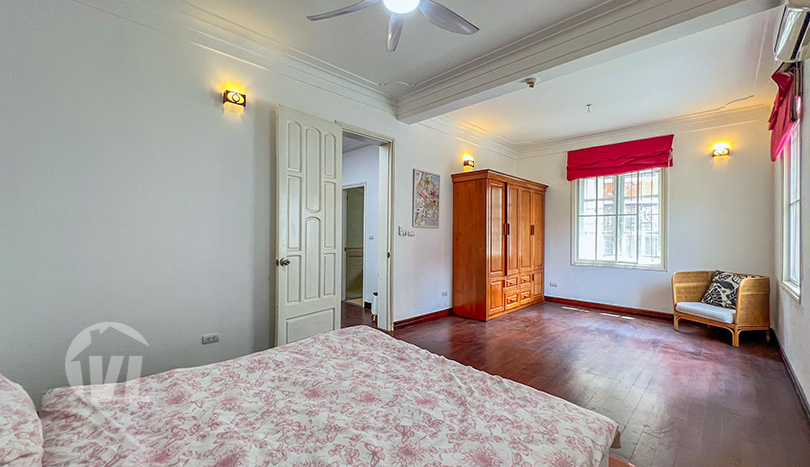 Furnished house to rent on To Ngoc Van 5 beds 3 baths
