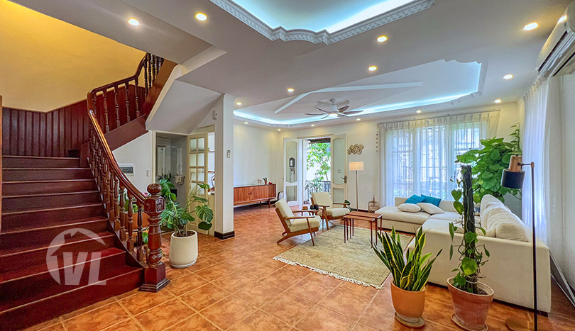 Furnished house to rent on To Ngoc Van 5 beds 3 baths
