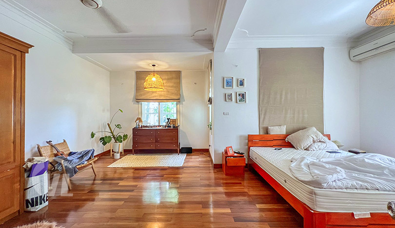 Furnished house to rent on To Ngoc Van 5 beds 3 baths