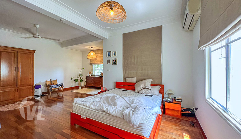 Furnished house to rent on To Ngoc Van 5 beds 3 baths