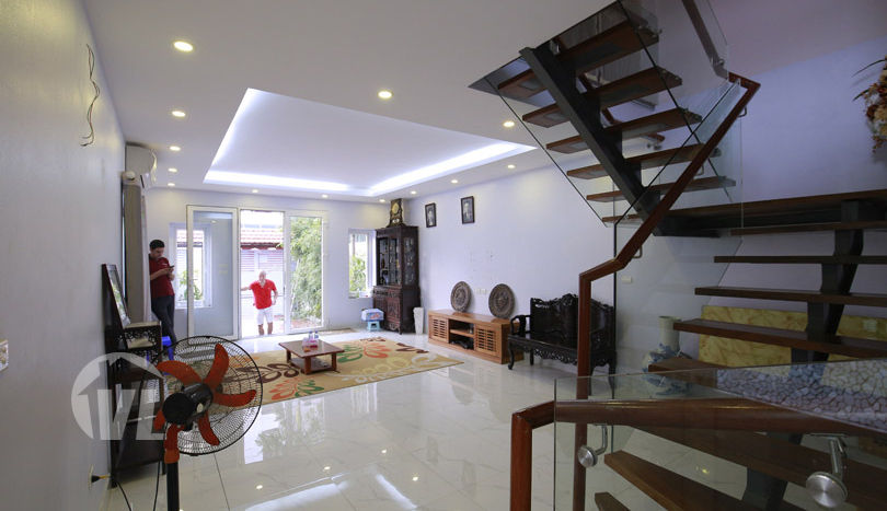 3 bedrooms house with garden to rent in Tay Ho Dang Thai Mai