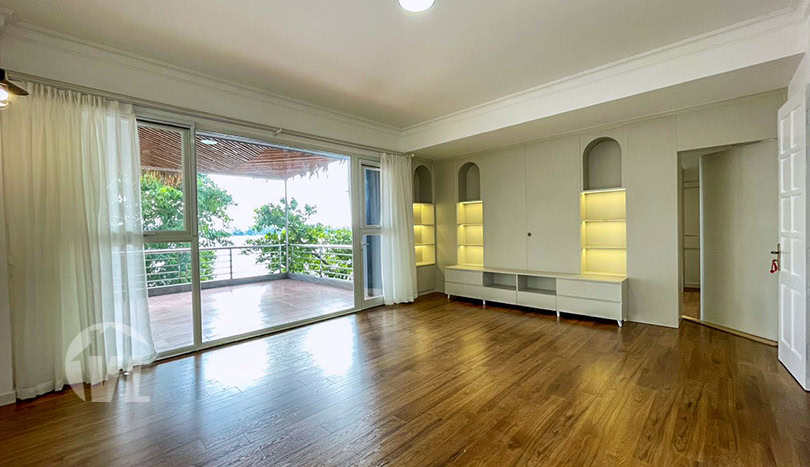 Brand-new house on the West lake for rent in Tay Ho