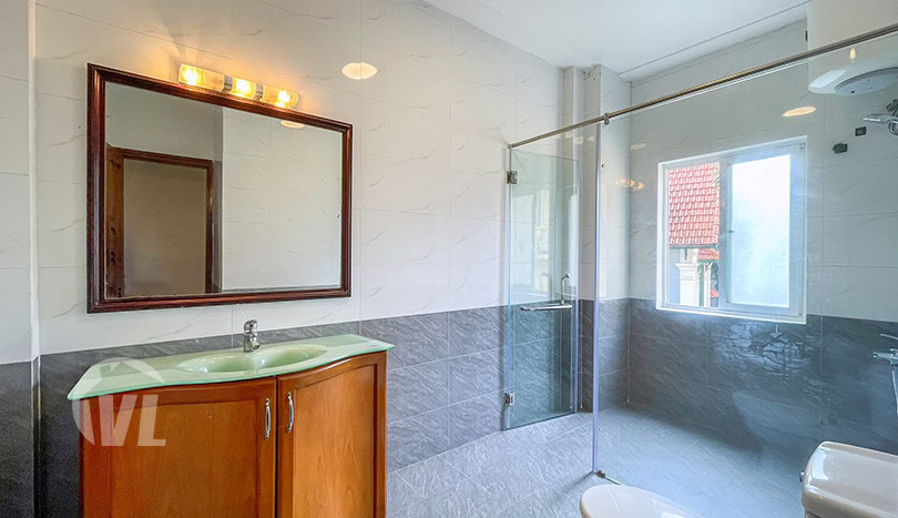 Large villa 6 beds with car access in Tay Ho district