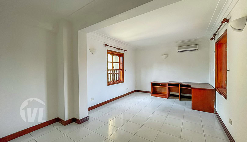 Large villa 6 beds with car access in Tay Ho district