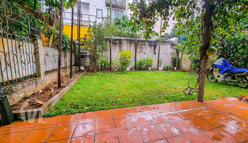Airy furnished house with grass garden to rent in Hanoi Tay Ho area