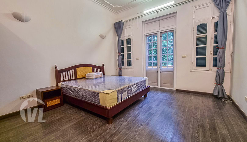 Airy furnished house with grass garden to rent in Hanoi Tay Ho area