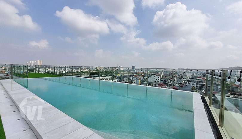 New 3 bedroom apartment with pool to rent in Long Bien