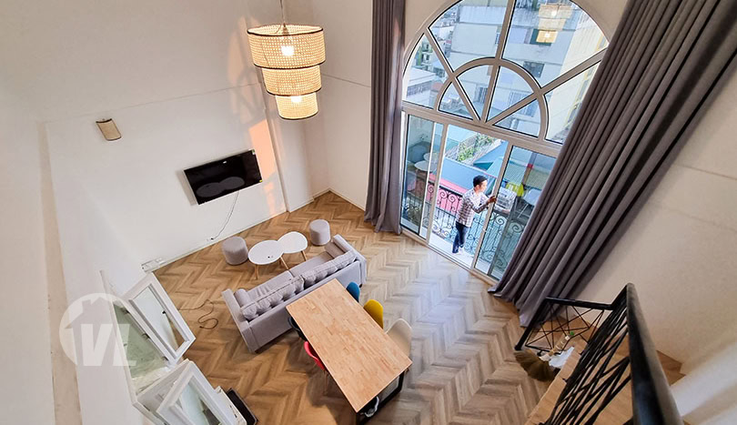 New 3 bedroom apartment with pool to rent in Long Bien