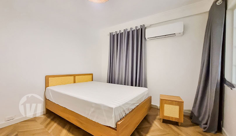 New 3 bedroom apartment with pool to rent in Long Bien