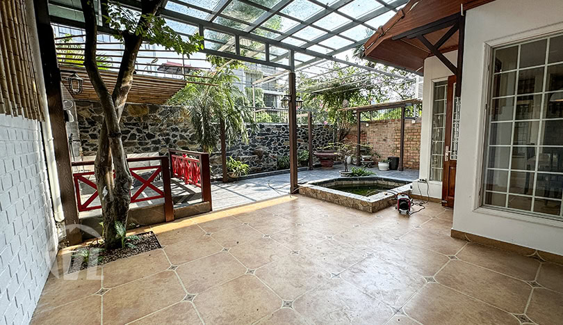 Splendid furnished house to rent in Tay Ho with large garden