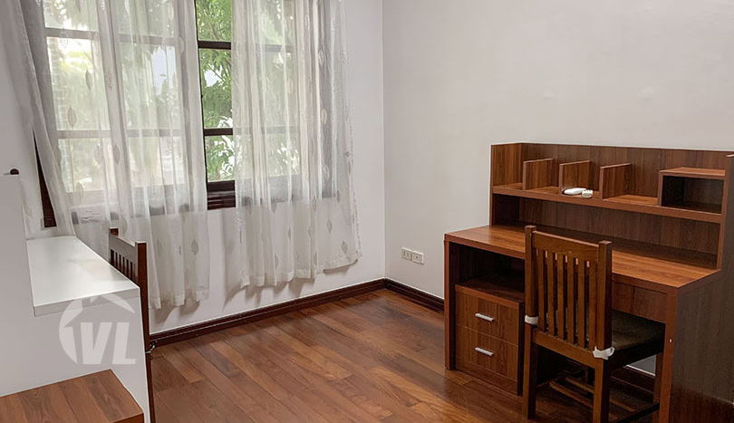 Affordable 5 bed house to rent with yard in Ciputra