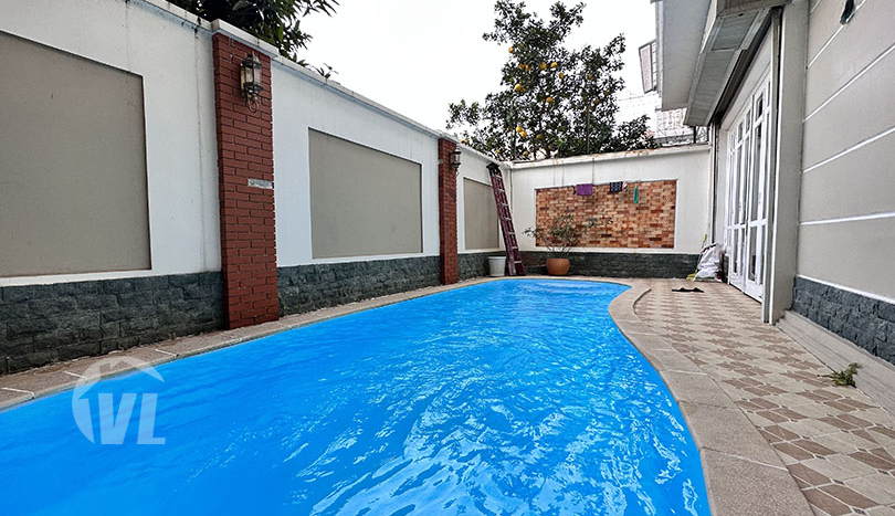 Furnished house with swimming pool to rent in Ciputra