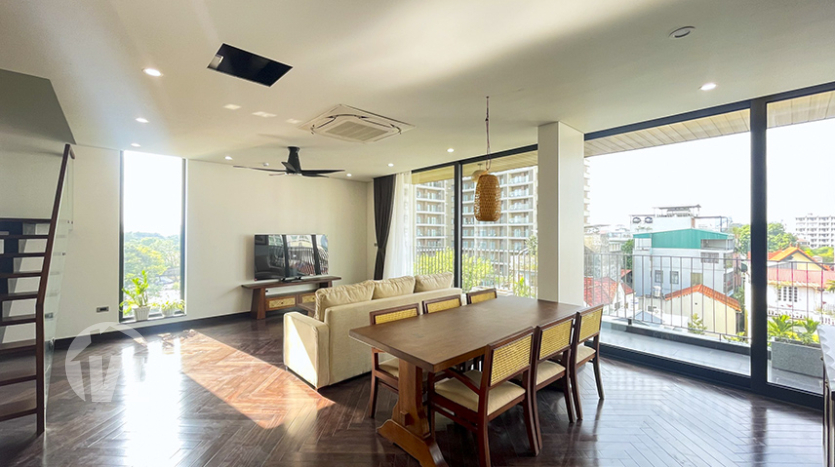 New 3 bedroom duplex to rent in Tay Ho district