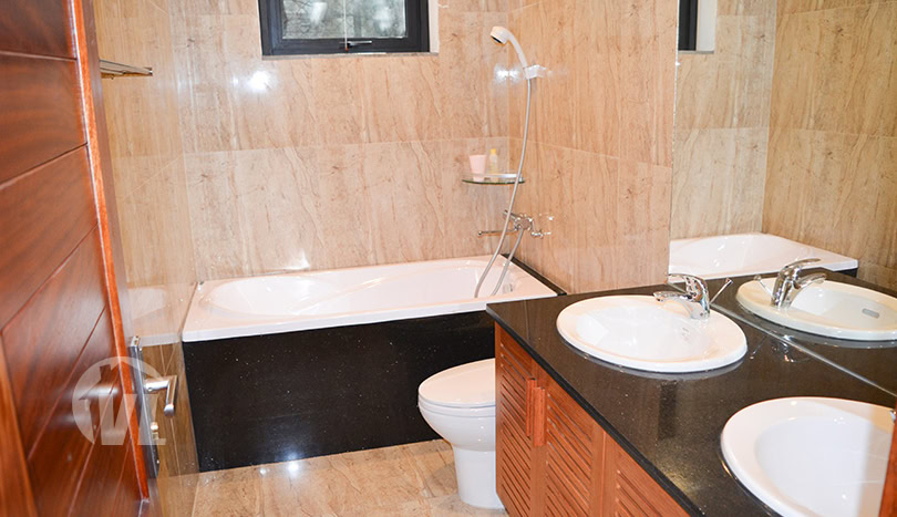 Large garden and modern house to rent in Tay Ho district