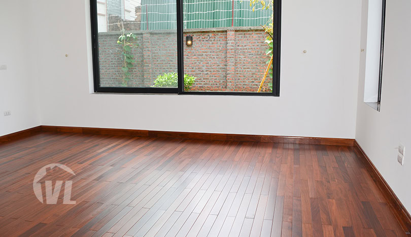 Large garden and modern house to rent in Tay Ho district