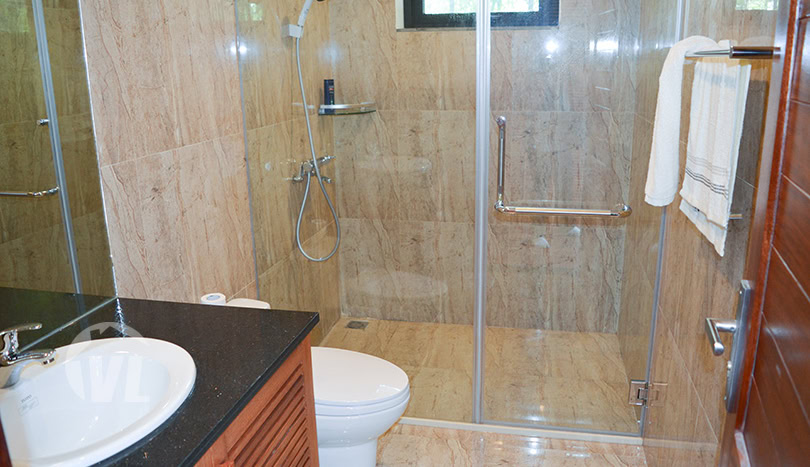 Large garden and modern house to rent in Tay Ho district