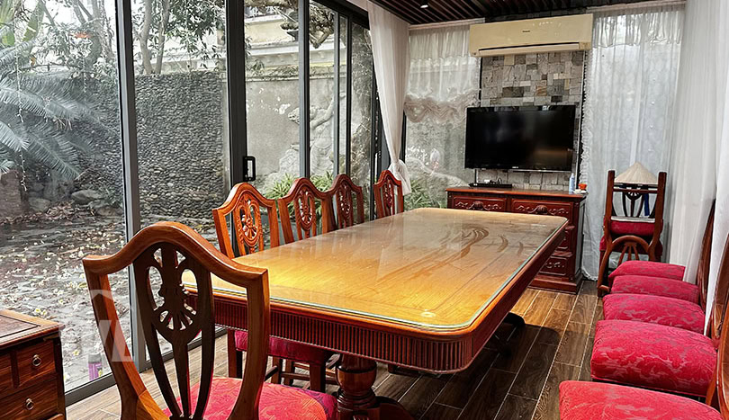 Large furnished 5 bed villa to rent in Ciputra next to UNIS