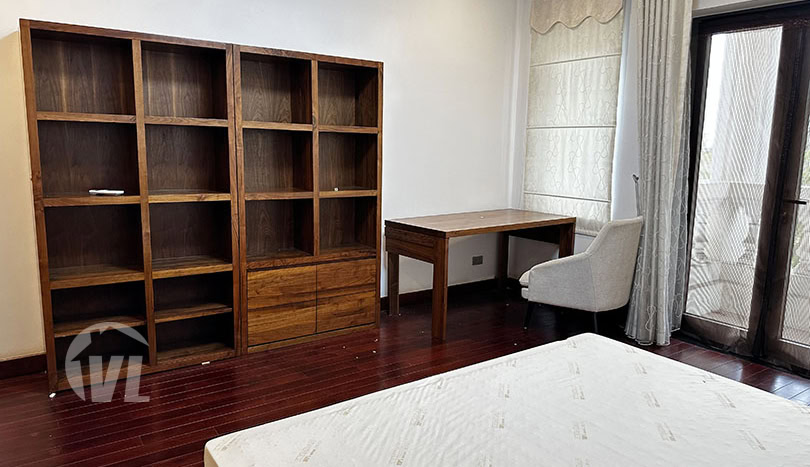 Large furnished 5 bed villa to rent in Ciputra next to UNIS