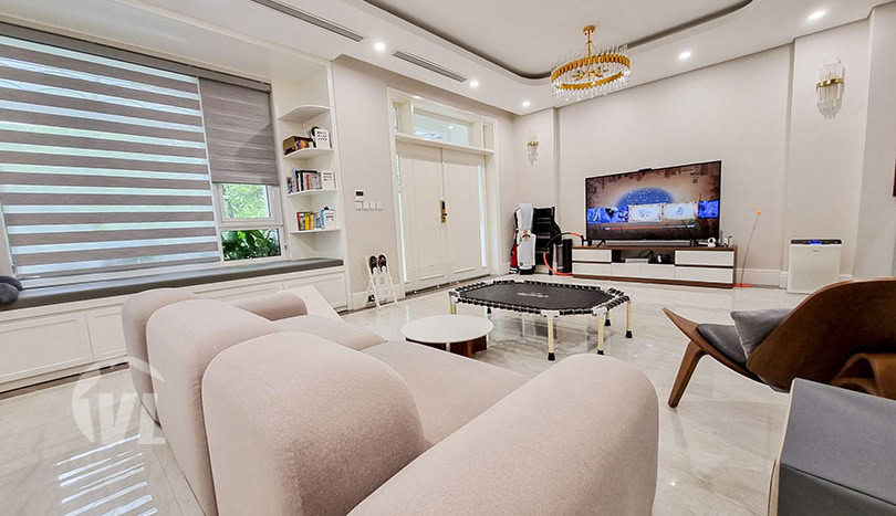 Partly furnished modern house to rent in Ciputra 5 beds 4 baths
