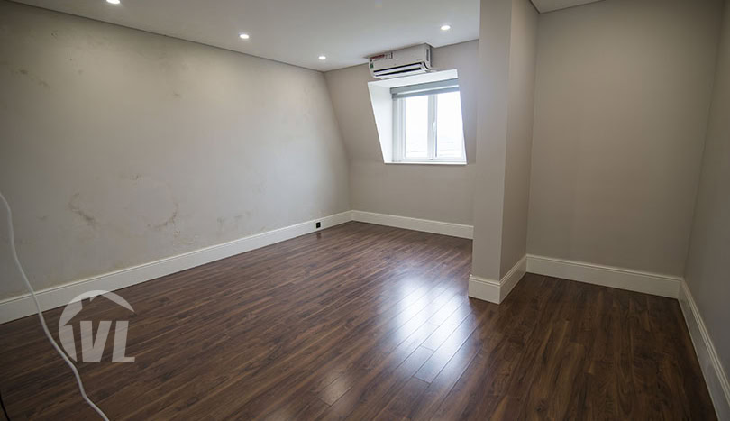 Partly furnished modern house to rent in Ciputra 5 beds 4 baths