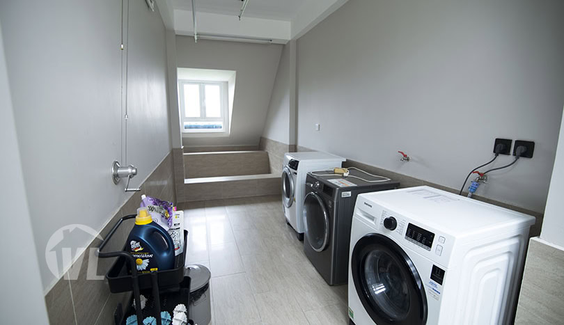 Partly furnished modern house to rent in Ciputra 5 beds 4 baths