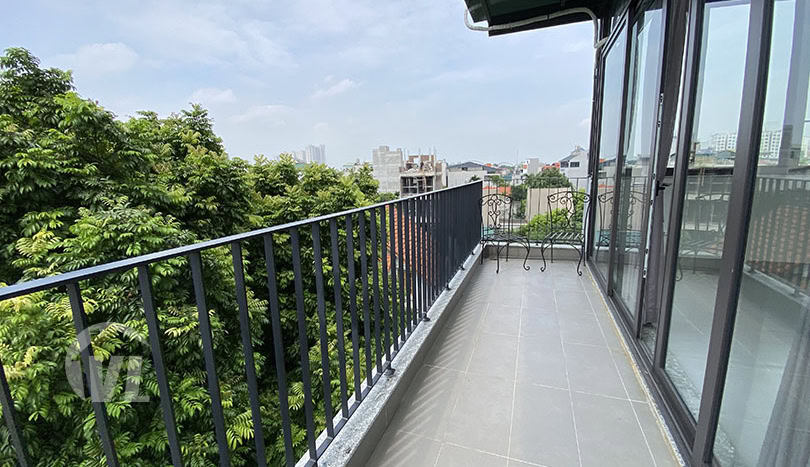 Brand-new duplex apartment to rent in Long Bien 3 bed 3 bath