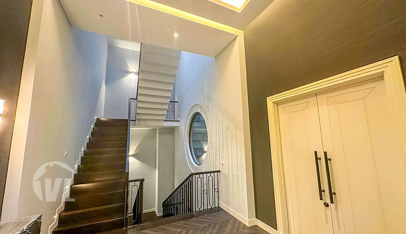 Brand new luxurious pool villa to rent in Tay Ho