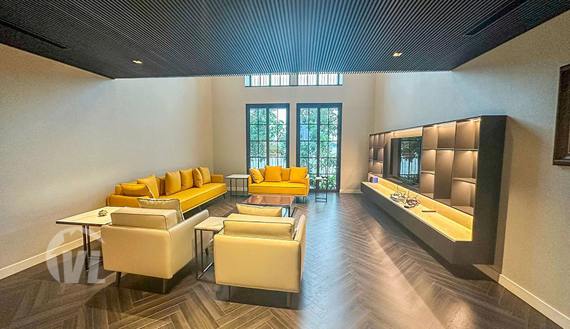 Brand new luxurious pool villa to rent in Tay Ho