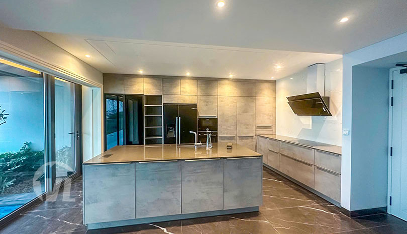 Brand new luxurious pool villa to rent in Tay Ho