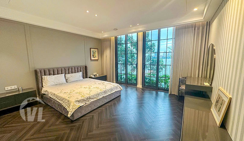 Brand new luxurious pool villa to rent in Tay Ho