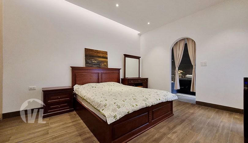 New house with garden to rent close to LFAY in Long Bien