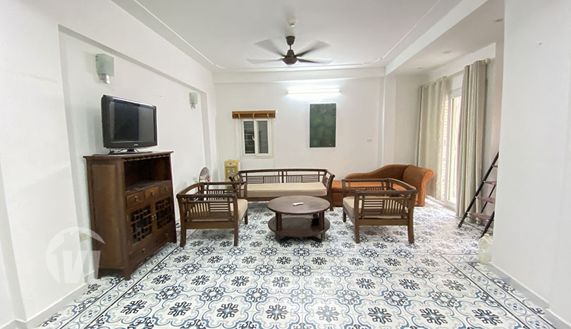 Tay Ho house for rent with 3 bedrooms, furnished