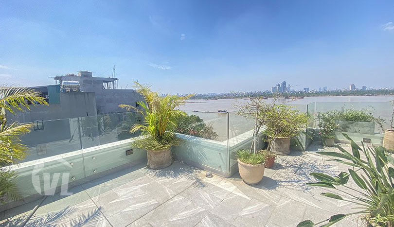 Brand new house to rent facing the Red River in Long Bien