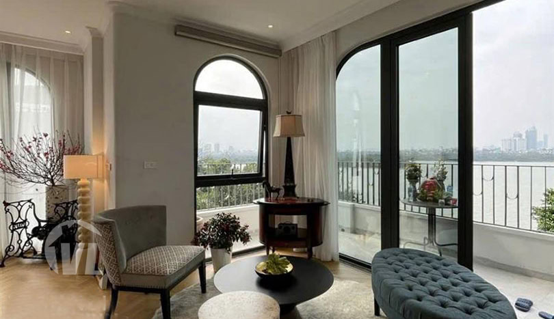 Brand new house to rent facing the Red River in Long Bien