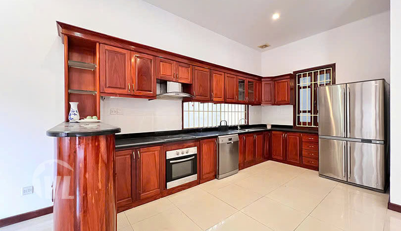 Freshly renovated house for rent in Tay Ho 5 bed 5 bath