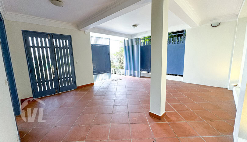 House in Tay Ho with West Lake view and car access