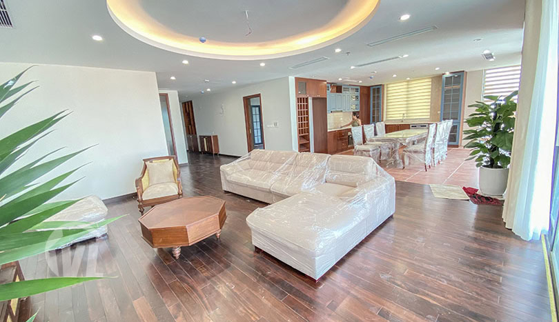 240 sq m new 3 bed apartment to rent in Tay Ho with open view