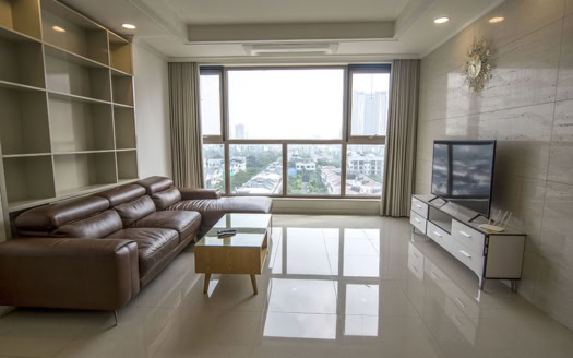 Corner 3 bedroom apartment in Starlake to rent